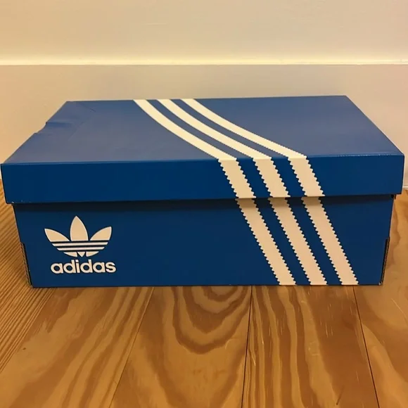 Size 7 Adidas Gazelles - Picture 7 of 8